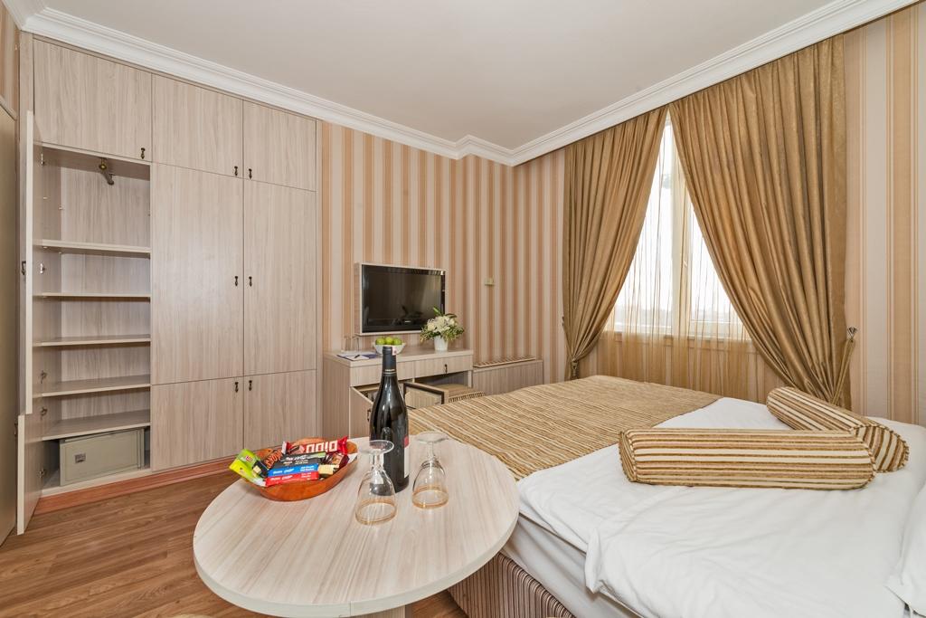 Fuar Hotel Istanbul Exterior foto